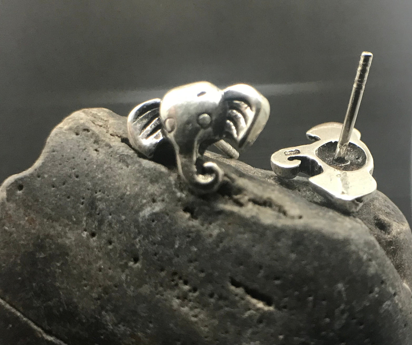 Elephant head Sterling Silver 925 earrings - TSE007