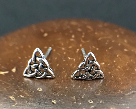 Celtic knot triangle earrings Sterling Silver 925 - TSE010