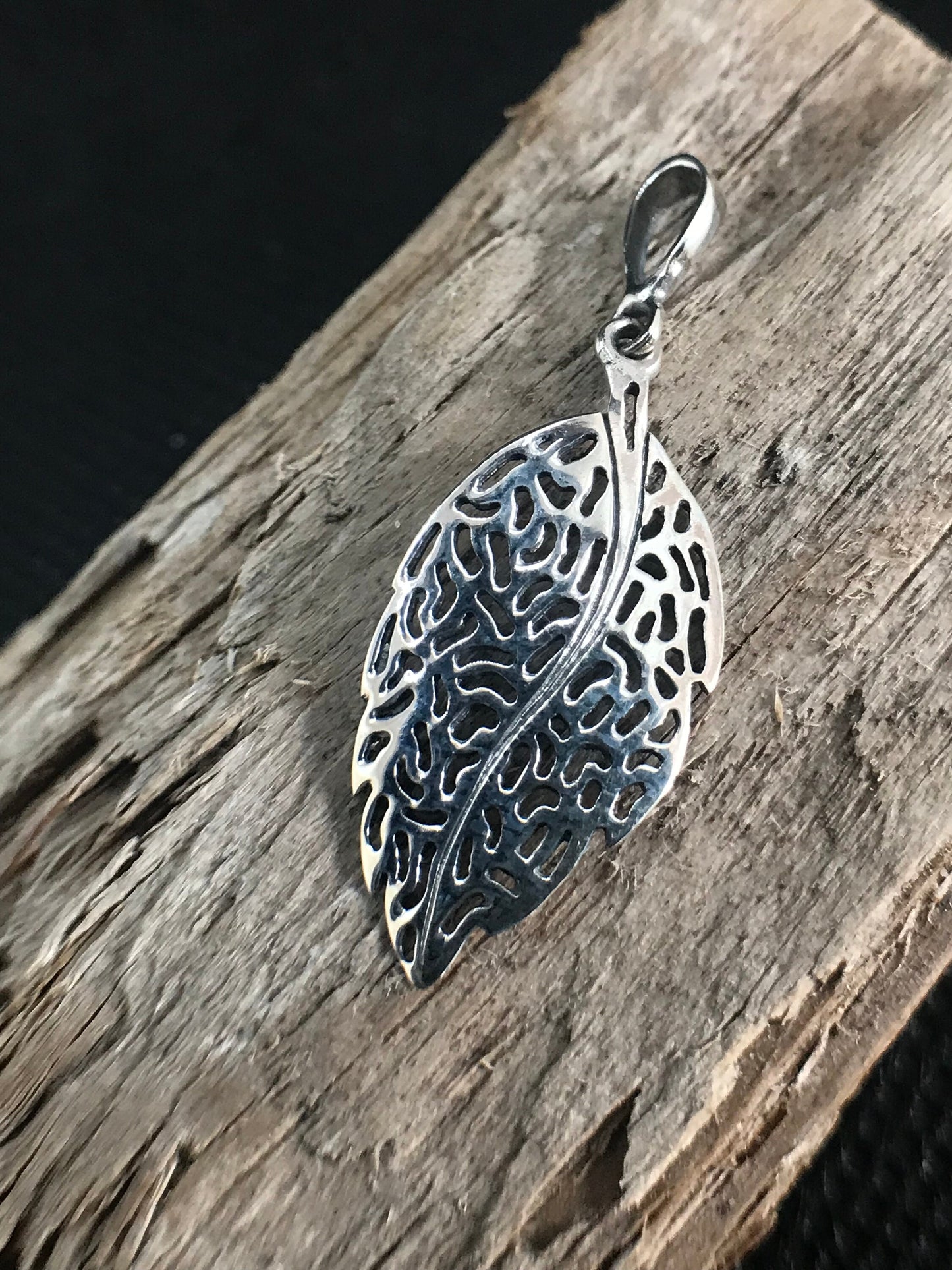 Silver leaf pendant Sterling Silver 925 - TSE037