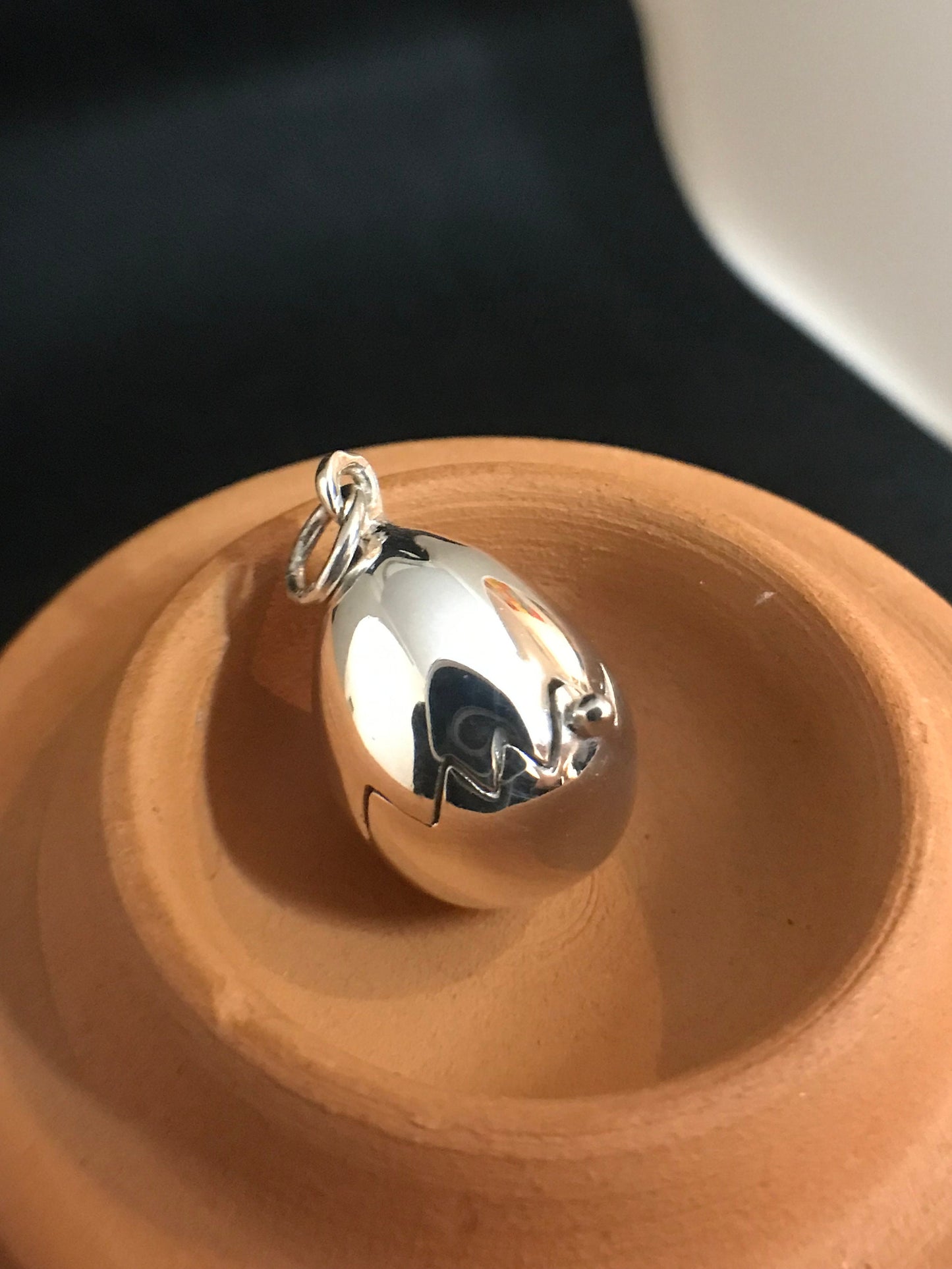 Articulated magic egg pendant Sterling Silver 925 - TSE050