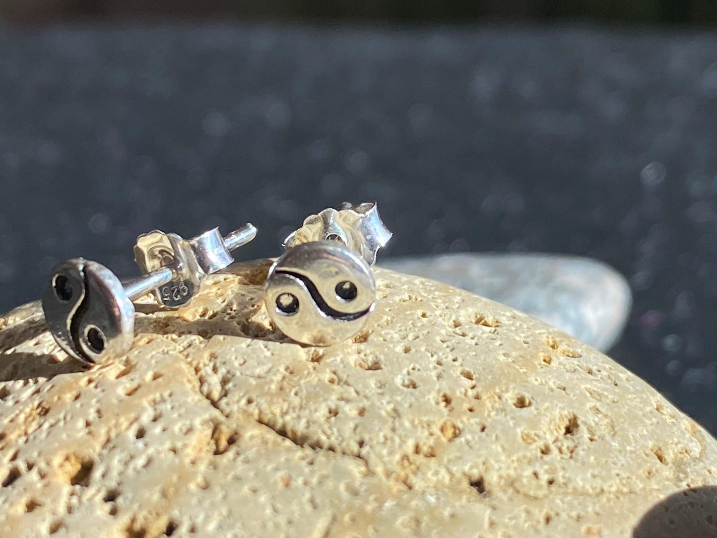 Yin and Yang tiny earrings Sterling Silver 925 - TSE098