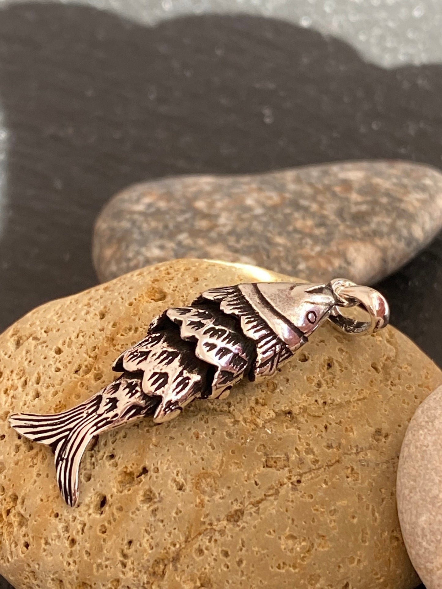 Articulated moving fish pendant Sterling Silver 925 - TSE094