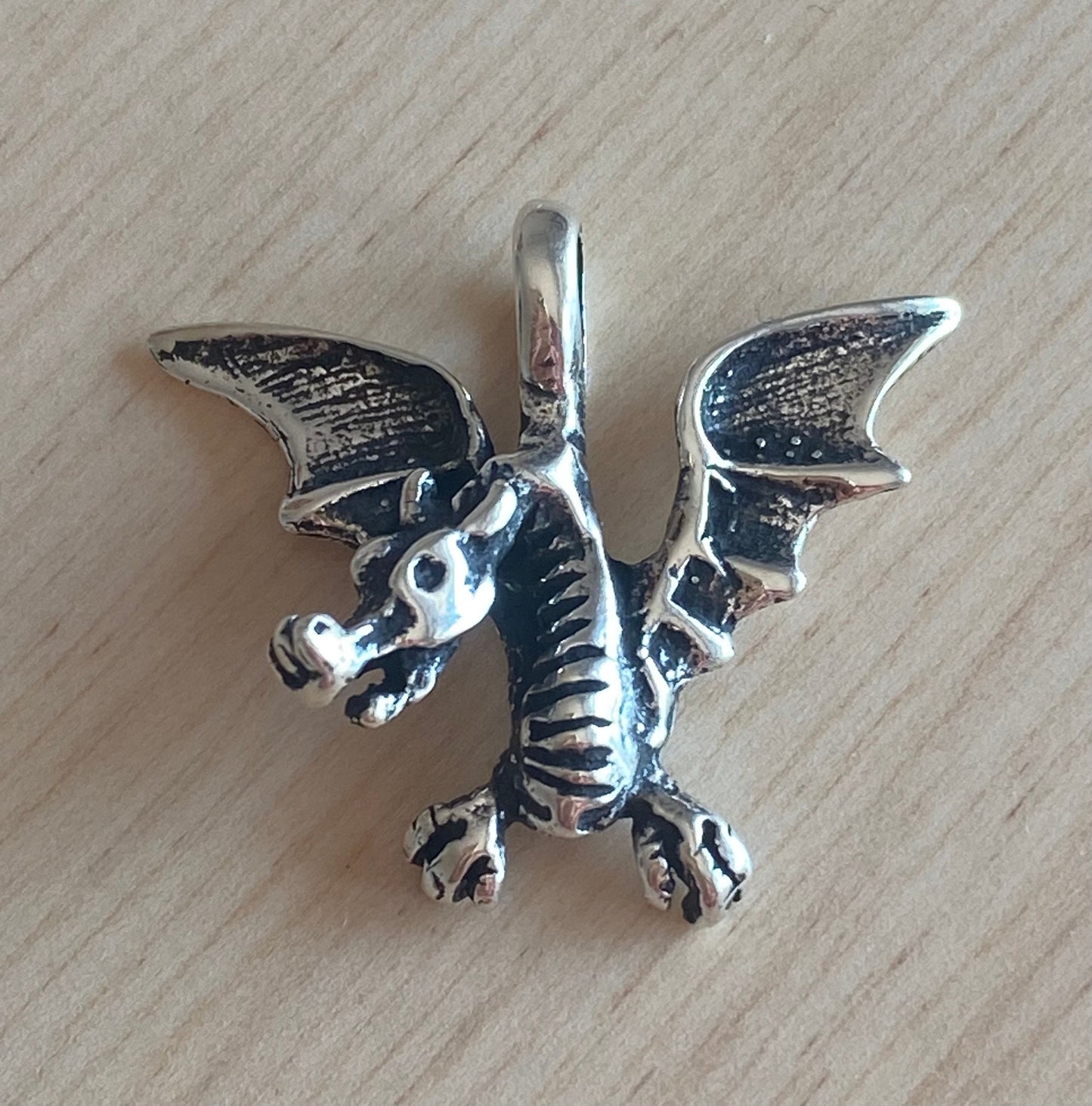 Flying dragon pendant Sterling Silver 925 - TSE079