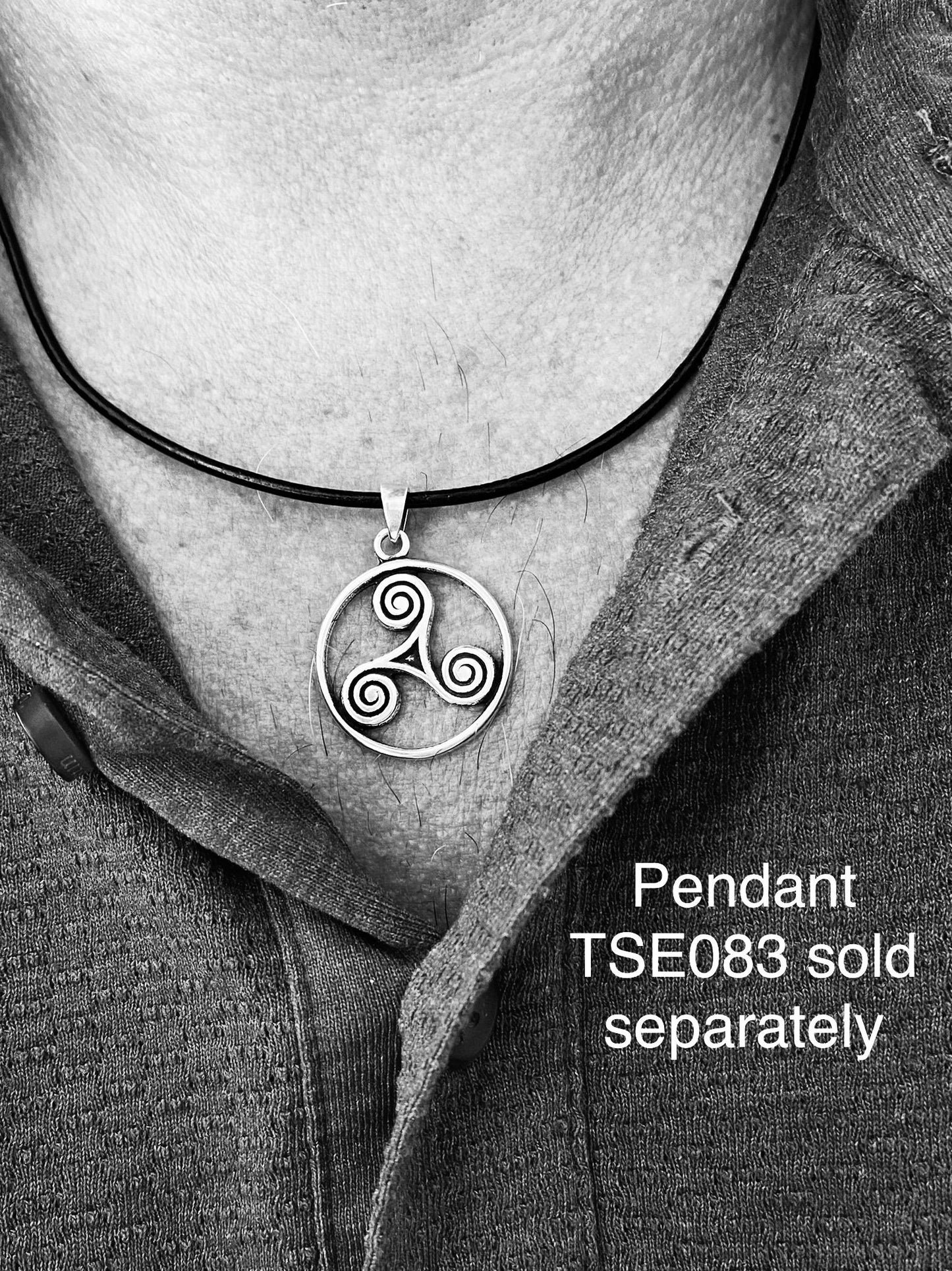 Triskelion circle pendant Sterling Silver 925 - TSE083