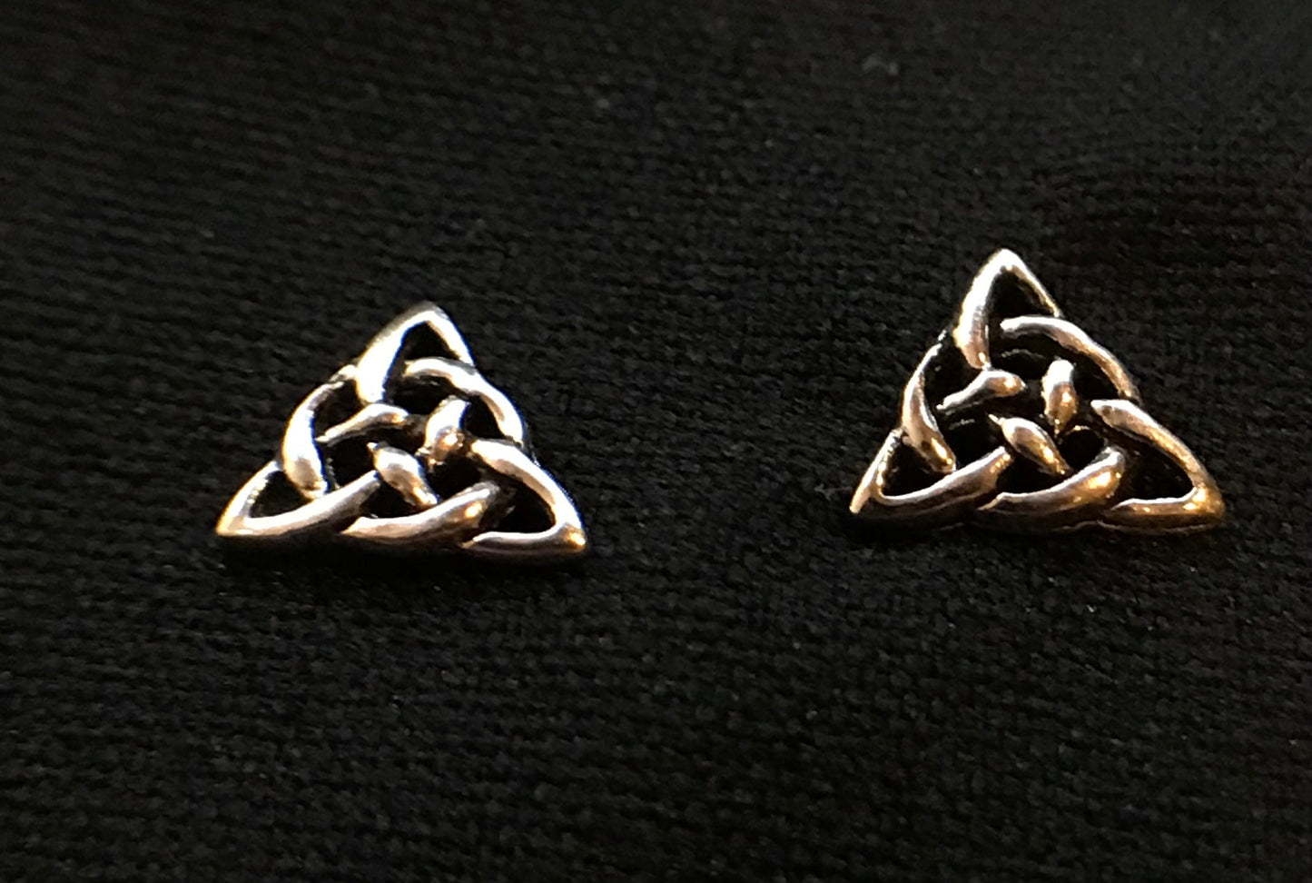 Celtic knot triangle earrings Sterling Silver 925 - TSE010