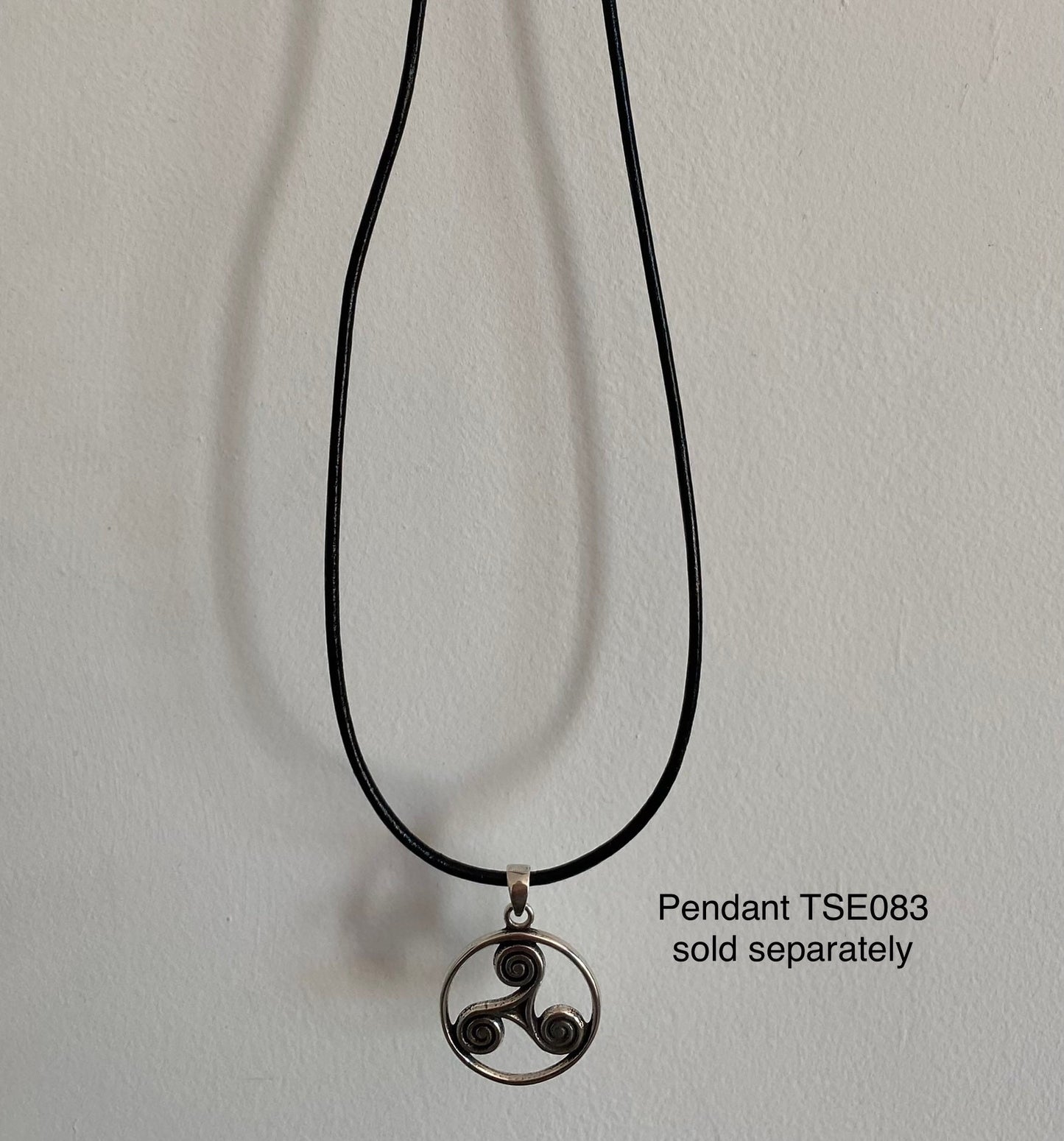 22’’ 2mm leather necklace - TSE090