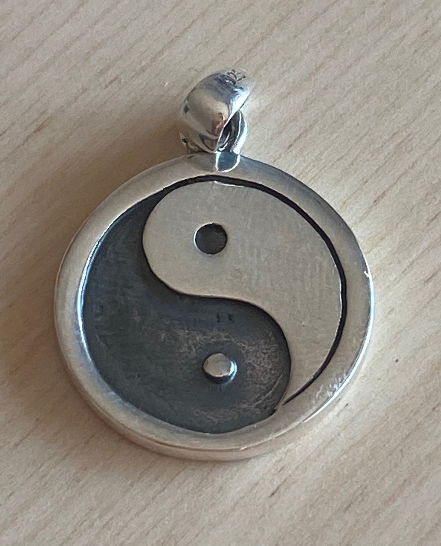 Yin and Yang pendant Sterling Silver 925 - TSE100